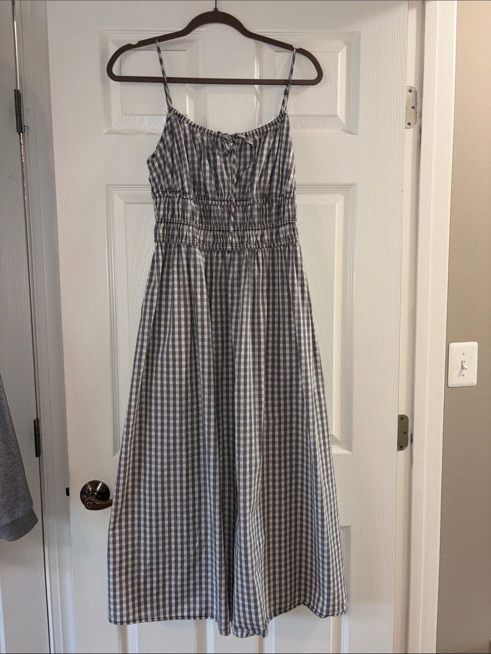 Universal Thread Gingham Smocked Midi Dress size medium